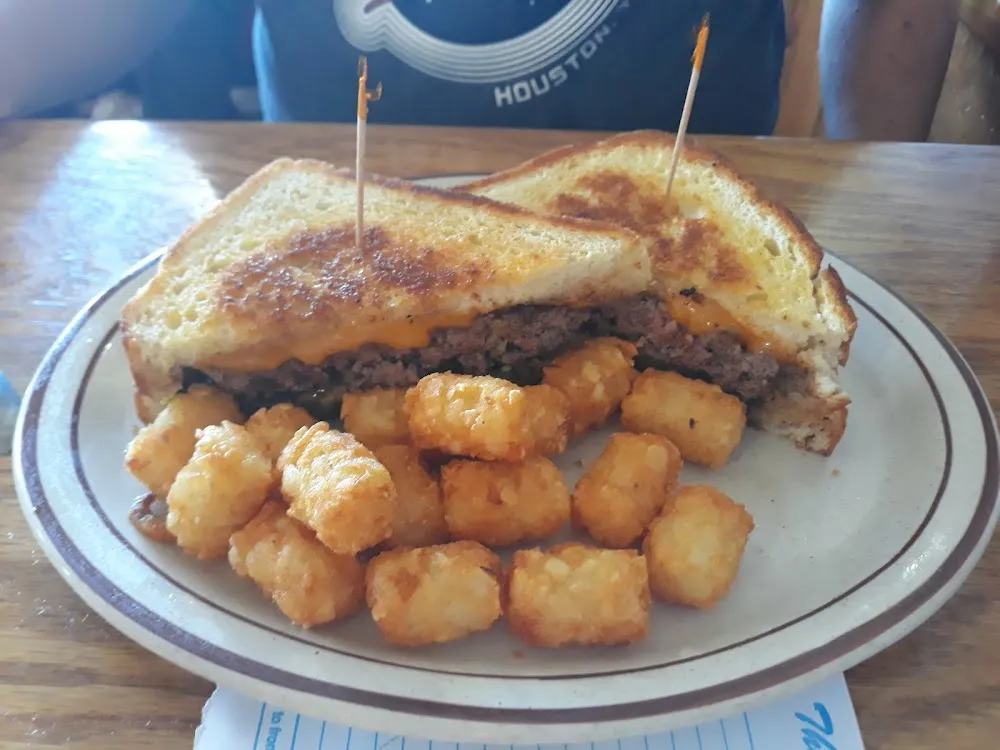 Green Chile Patty Melt with Tater Tots